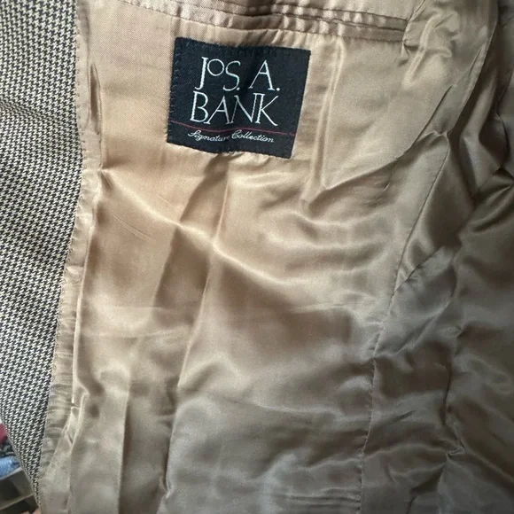 Jos. A. Bank Classic Beige Blazer